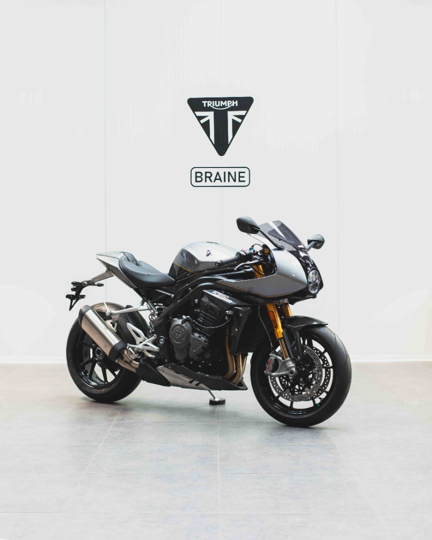 SPEED TRIPLE 1200 RR