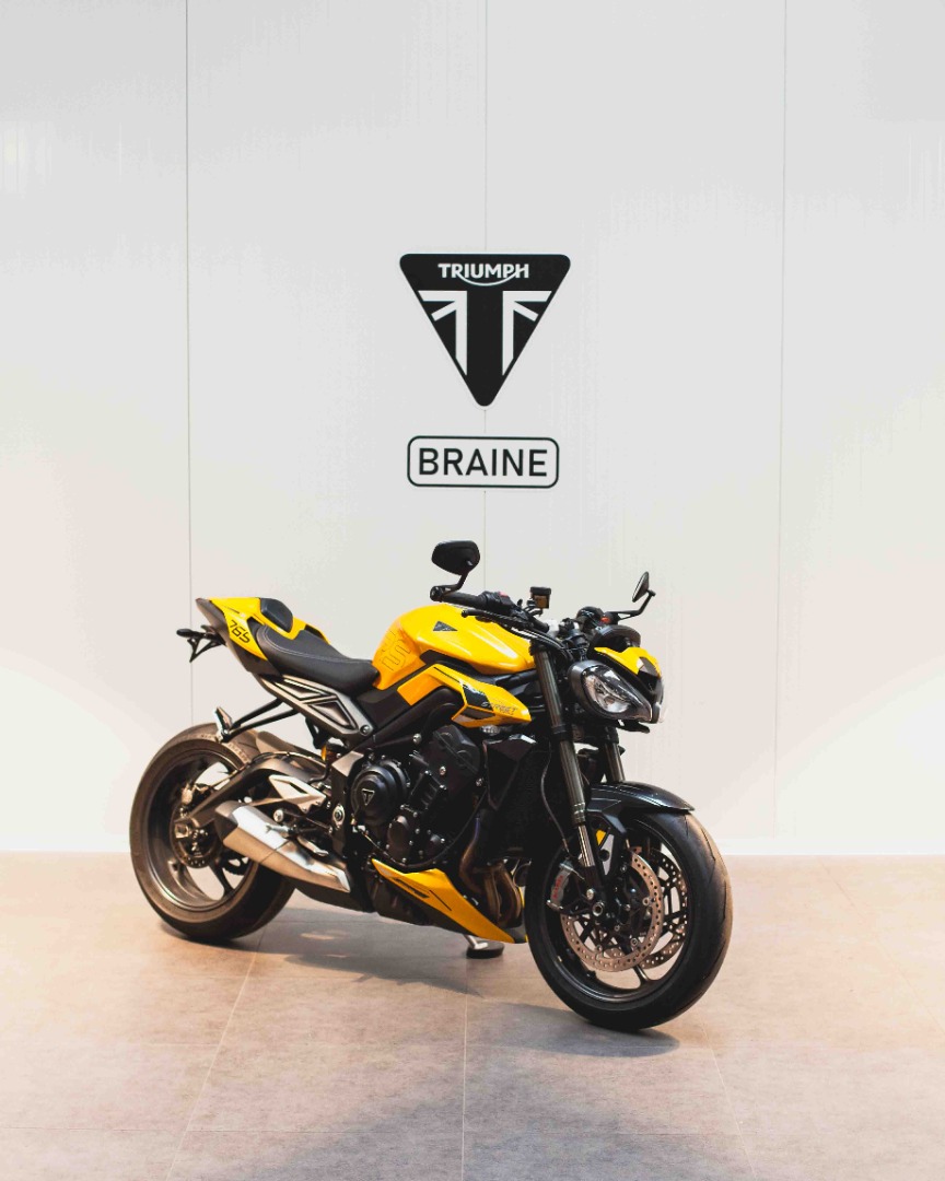 Street Triple 765 RS Yellow